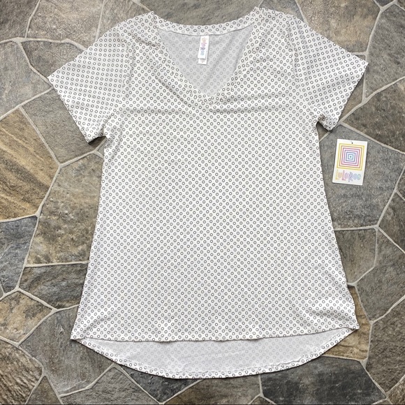 LuLaRoe Christy T - Picture 4 of 10